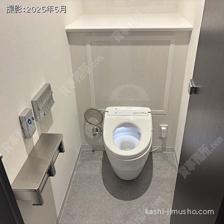 男性トイレ