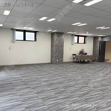貸室内(8階)