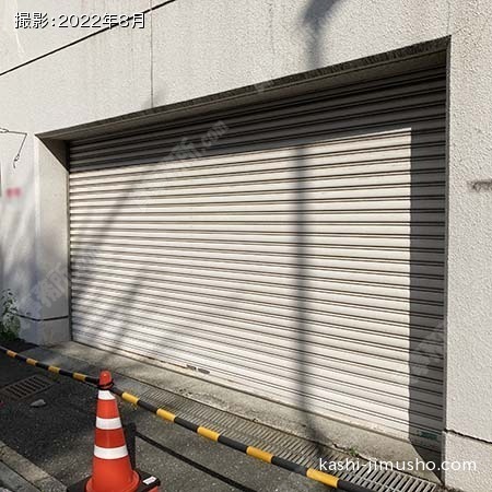 ビル前面
