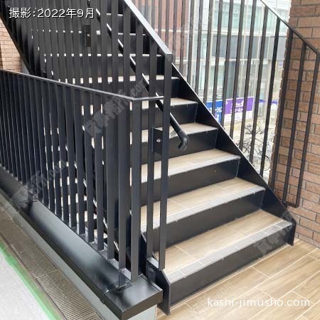 共用階段