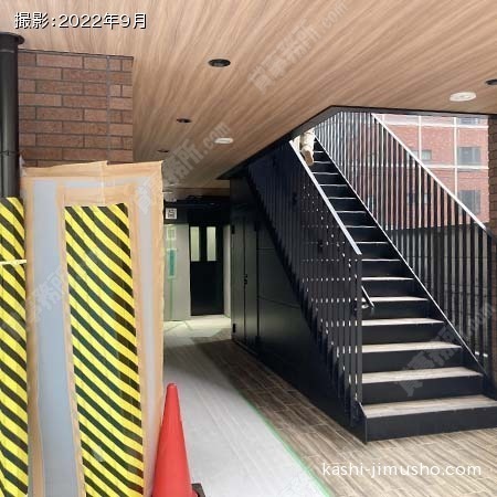 建物入口