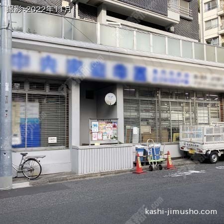 ビル前面