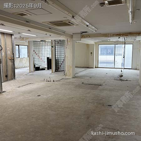 貸室内(2階) 貸室内(2階)