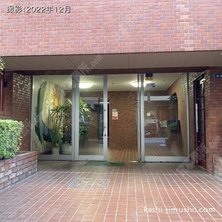 建物入口