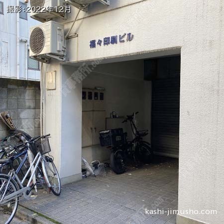 ビル入口