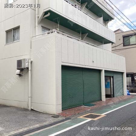 建物前面