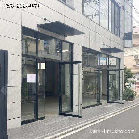 貸室入口(1階)