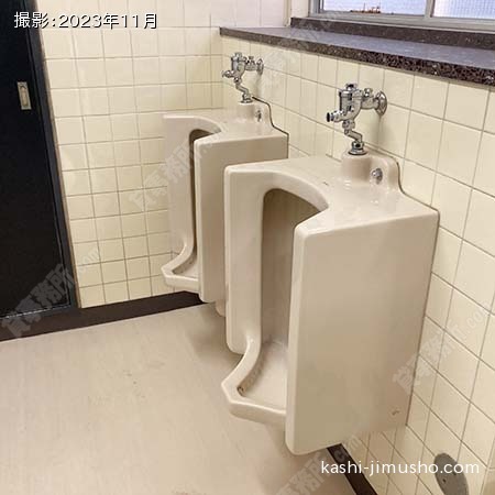 男性トイレ