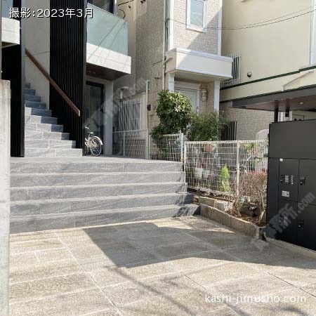 建物入口