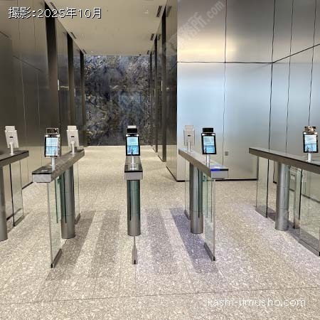 エントランス エントランス