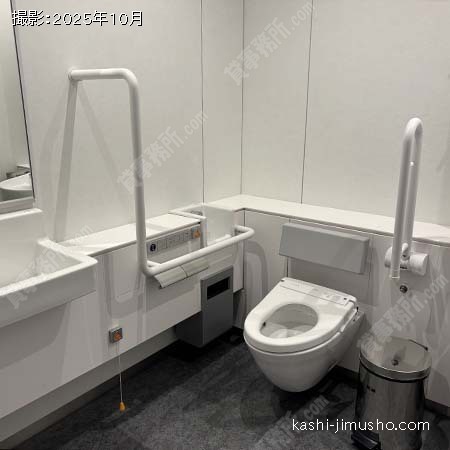 バリアフリートイレ バリアフリートイレ