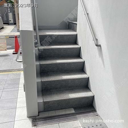 共用階段