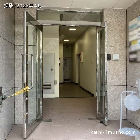 ビル入口