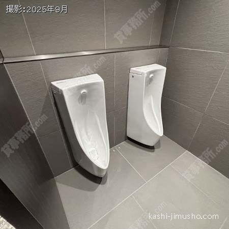 男性トイレ