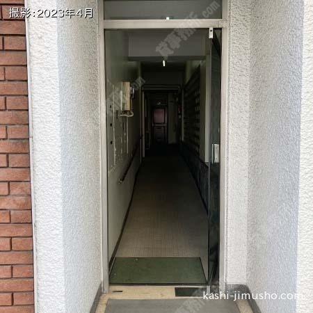 建物入口