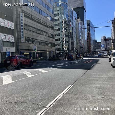 前面道路(外堀通り)