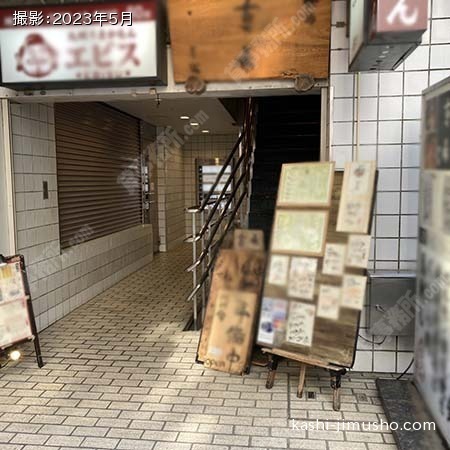 建物入口