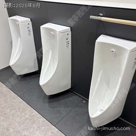 男性トイレ