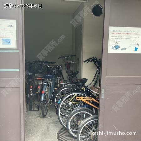 駐輪場