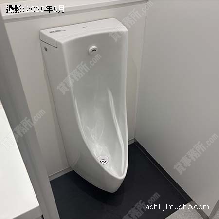 男性トイレ
