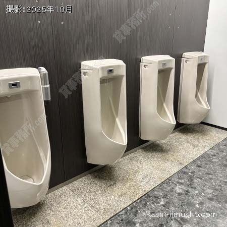 男性トイレ 男性トイレ