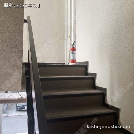 共用階段
