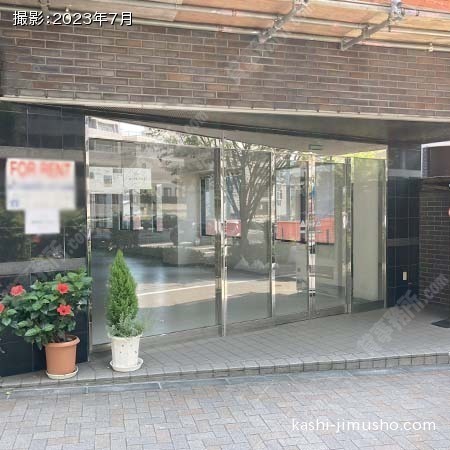 貸室入口(1階)