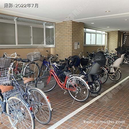 駐輪場 駐輪場