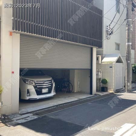 ビル前面