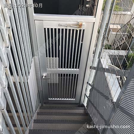 外階段(8-9階)