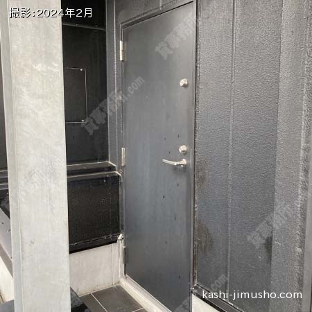 貸室入口(9階)