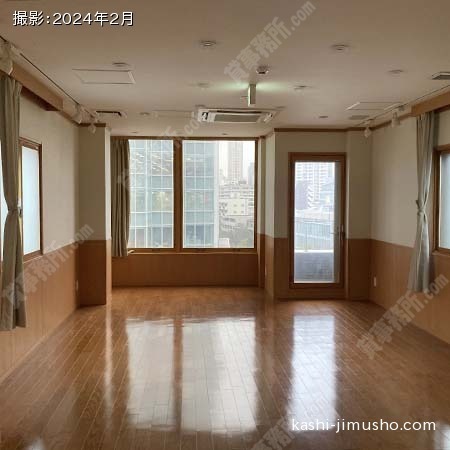 貸室内(8階)