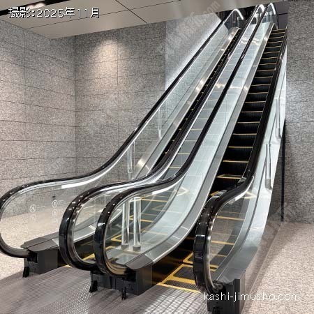エスカレーター エスカレーター