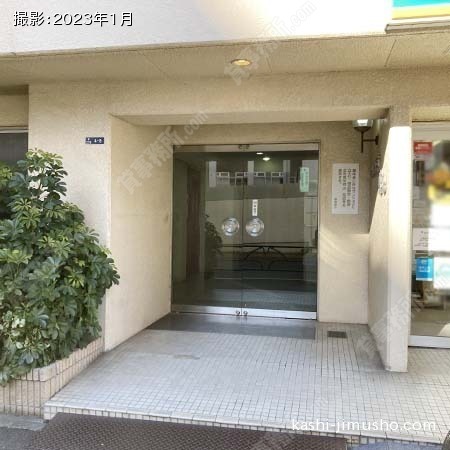 ビル入口