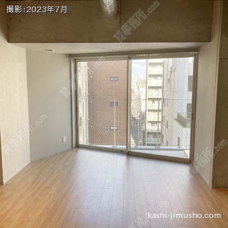 貸室内(8階)