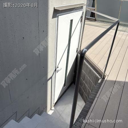 屋上 屋上