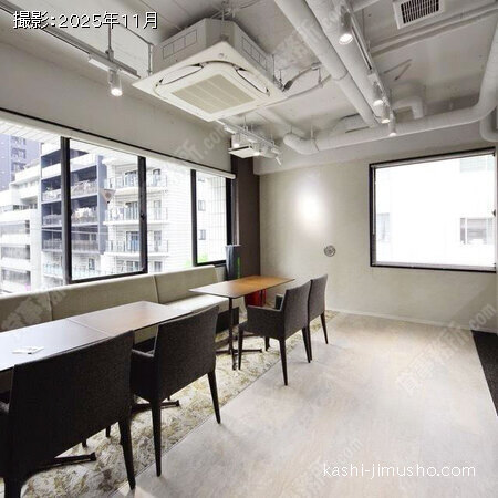 貸室内(4階) 貸室内(4階)