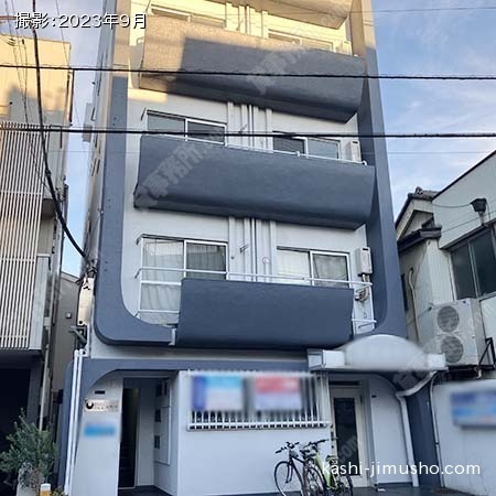 ビル前面