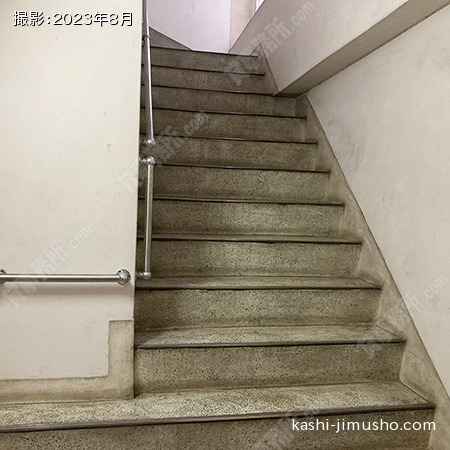 共用階段