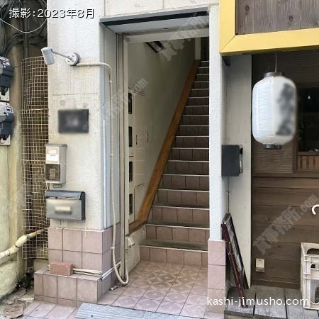 ビル入口