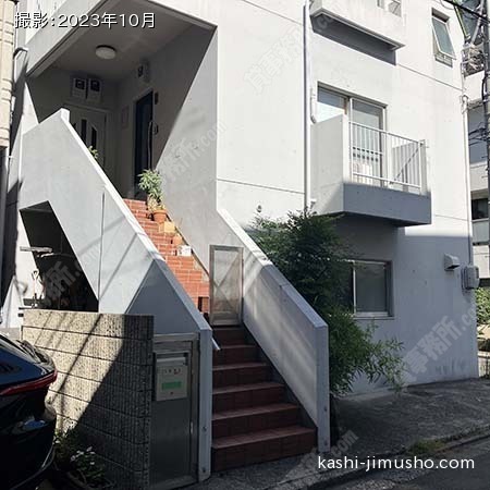ビル前面