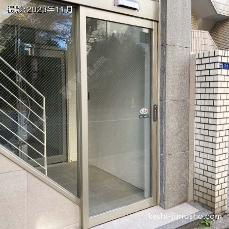 ビル入口