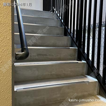 共用階段