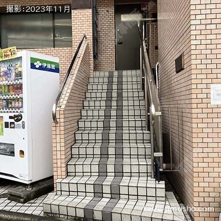 建物入口
