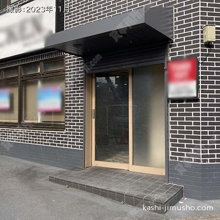 貸室入口(1階) 貸室入口(1階)