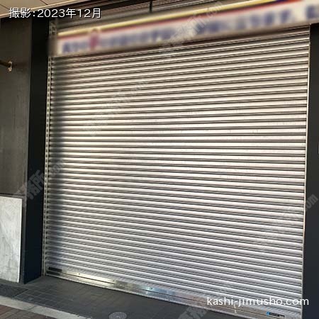 建物入口