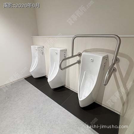 男性トイレ