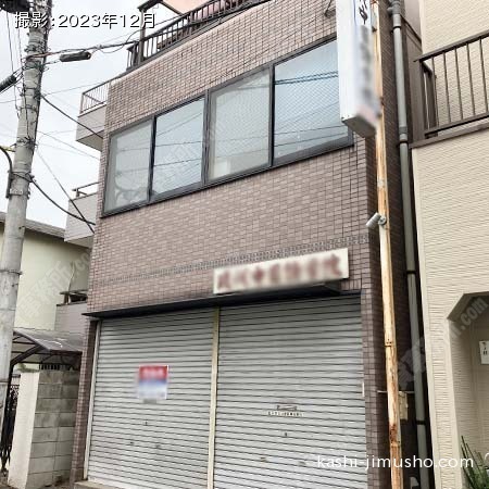 ビル前面