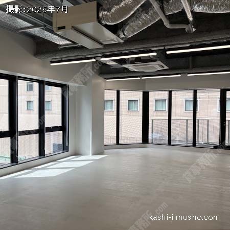 貸室内(13階)