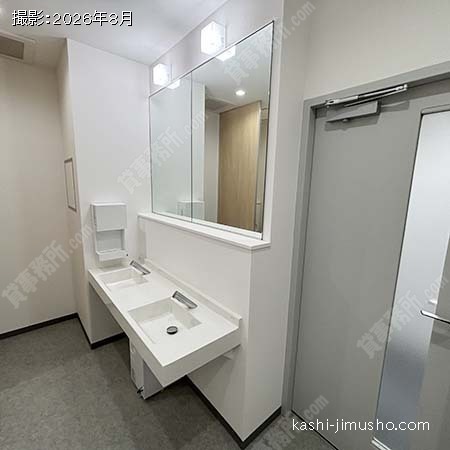 男性トイレ 男性トイレ